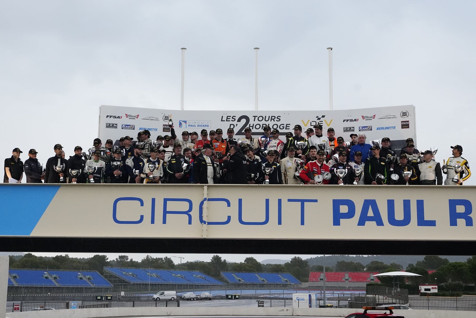 Le Castellet - Circuit Paul Ricard - Les 2 Tours d'Horloge - voitures - photos